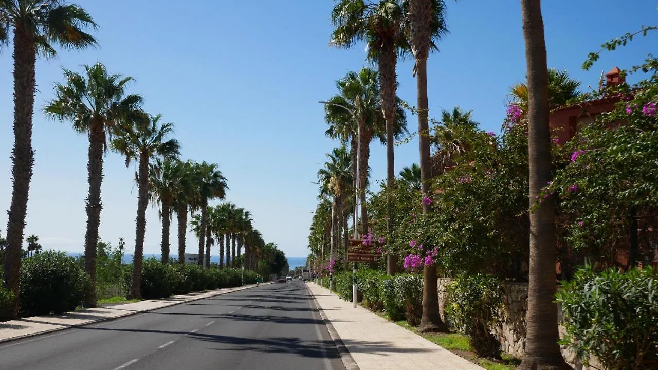 Sungolf Apartman San Miguel de Abona Apartment